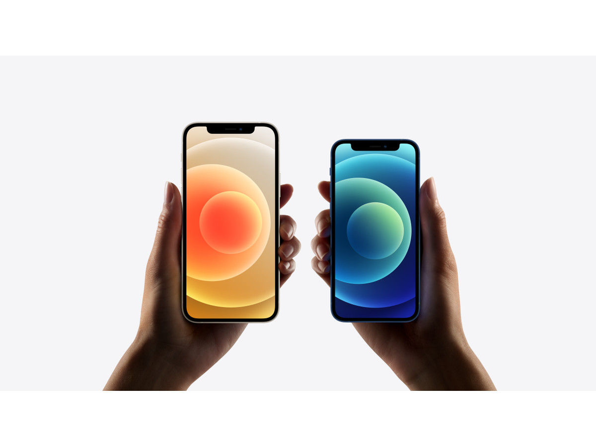 iPhone 12 — вид спереди