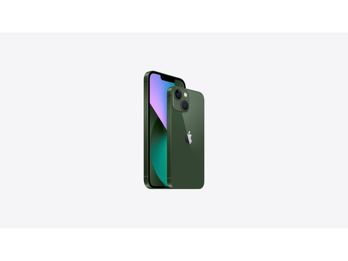 iPhone 13 — сзади и сбоку