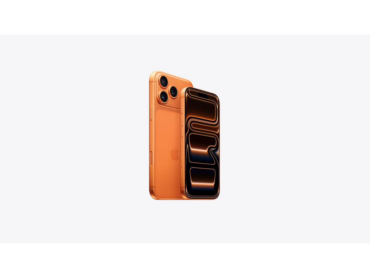 iPhone 17 Pro — сзади и сбоку